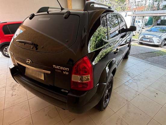 HYUNDAI-TUCSON-2008
