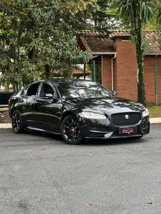 Jaguar XF 2.0 R-Sport Turbocharged Gasolina 4P Automático