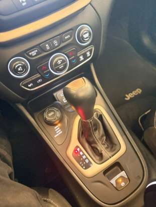 JEEP-CHEROKEE-3.2 LIMITED 4X4 V6 24V GASOLINA 4P AUTOMÁTICO JEEP-CHEROKEE-2015