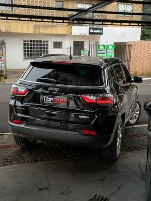 JEEP-COMMANDER-2022