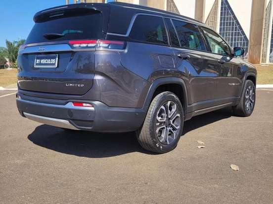 JEEP-COMMANDER-1.3 T270 TURBO FLEX LIMITED AT6 JEEP-COMMANDER-2024