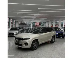 JEEP COMMANDER 1.3 T270 TURBO FLEX OVERLAND AT6 JEEP COMMANDER 1.3 T270 TURBO FLEX OVERLAND AT6