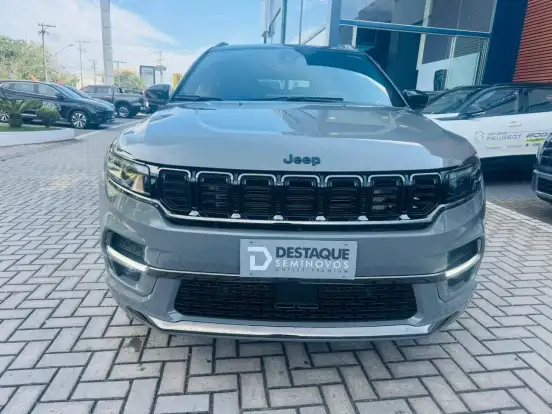 JEEP-COMMANDER-2.0 HURRICANE 4 TURBO GASOLINA BLACKHAWK AT9 JEEP-COMMANDER-2024
