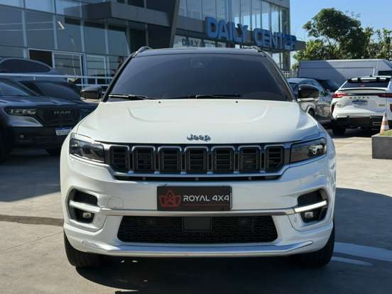 JEEP-COMMANDER-2024