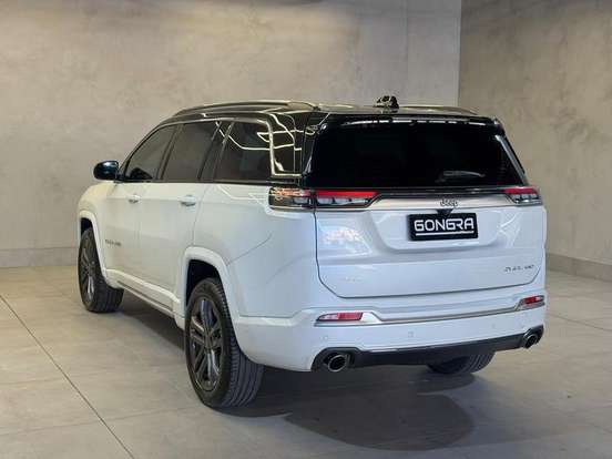 JEEP-COMMANDER-2024