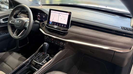 JEEP-COMMANDER-2024