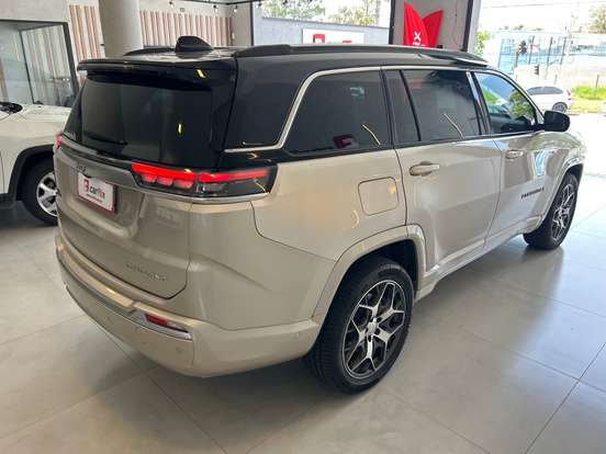 JEEP-COMMANDER-2.0 TD380 TURBO DIESEL OVERLAND AT9 JEEP-COMMANDER-2022