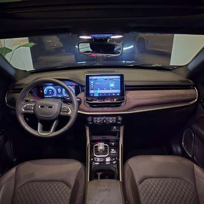 JEEP-COMMANDER-2026