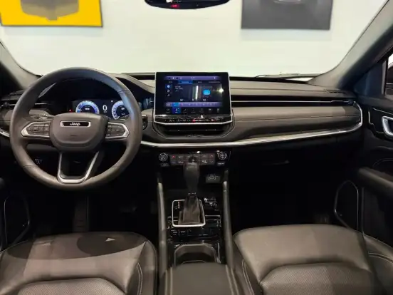 JEEP-COMPASS-2024
