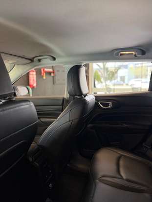JEEP-COMPASS-2024