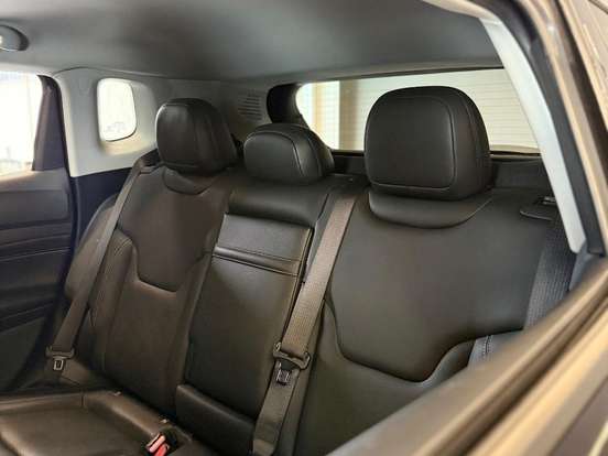 JEEP-COMPASS-1.3 T270 TURBO FLEX LONGITUDE AT6 JEEP-COMPASS-2024