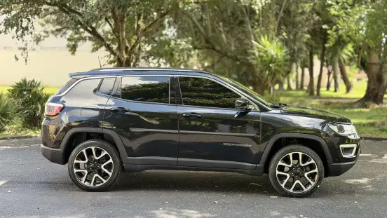 JEEP-COMPASS-2.0 16V DIESEL LIMITED 4X4 AUTOMÁTICO JEEP-COMPASS-2019
