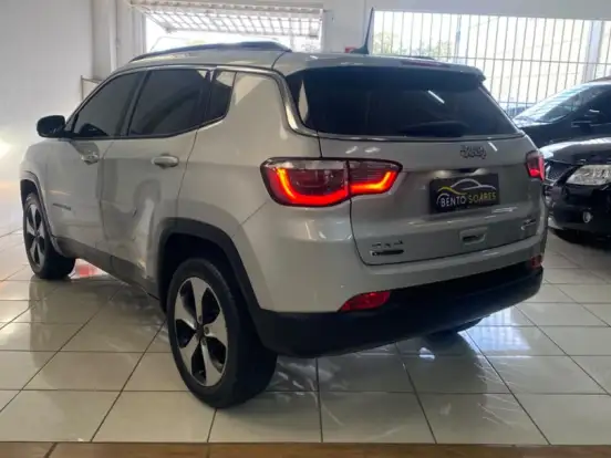 JEEP-COMPASS-2.0 16V DIESEL LONGITUDE 4X4 AUTOMÁTICO JEEP-COMPASS-2018