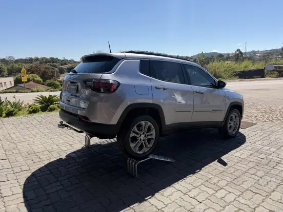 JEEP-COMPASS-2022