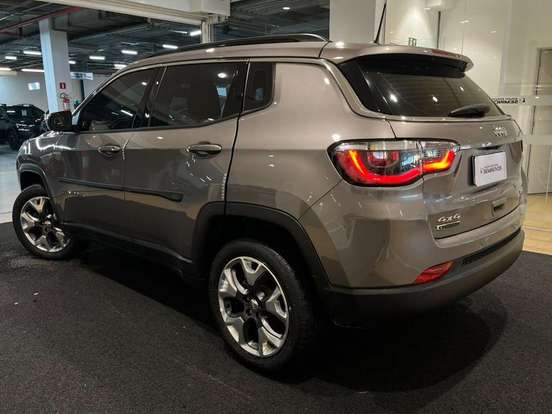 JEEP-COMPASS-2.0 16V DIESEL LONGITUDE 4X4 AUTOMÁTICO JEEP-COMPASS-2019