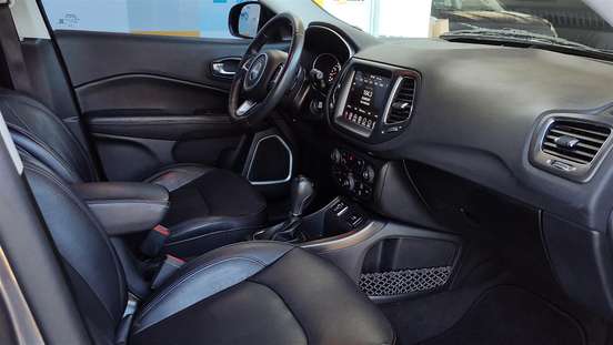 JEEP-COMPASS-2020