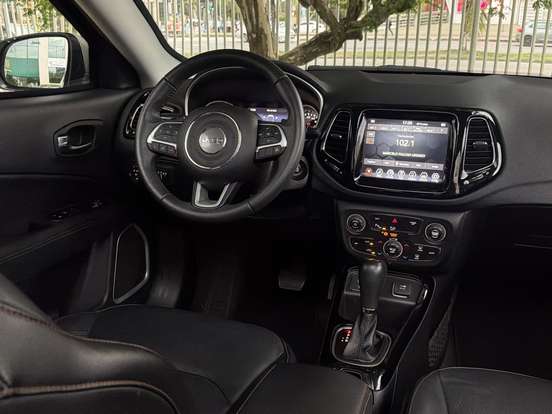 JEEP-COMPASS-2020