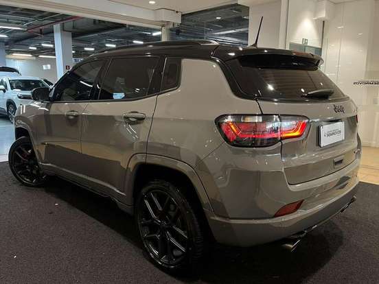 JEEP-COMPASS-2024