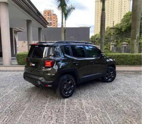 JEEP-RENEGADE-1.3 T270 TURBO FLEX WILLYS 4X4 AT9 JEEP-RENEGADE-2024