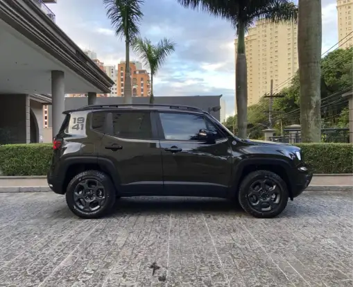 JEEP-RENEGADE-2024