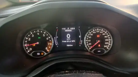 JEEP-RENEGADE-1.8 16V FLEX 4P AUTOMÁTICO JEEP-RENEGADE-2019