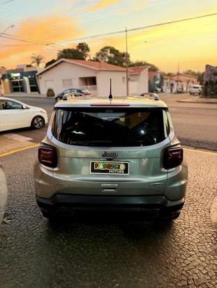 JEEP-RENEGADE-2022