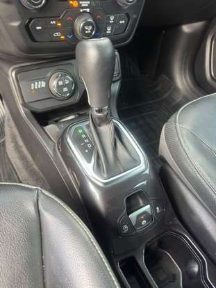 JEEP-RENEGADE-2022