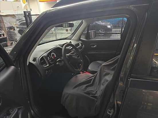 JEEP-RENEGADE-2023