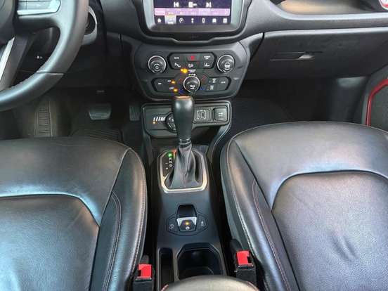 JEEP-RENEGADE-2023