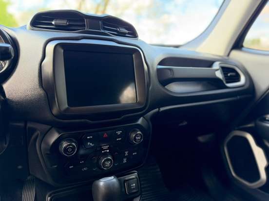 JEEP-RENEGADE-2021