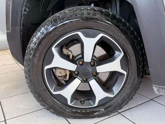 JEEP-RENEGADE-2019