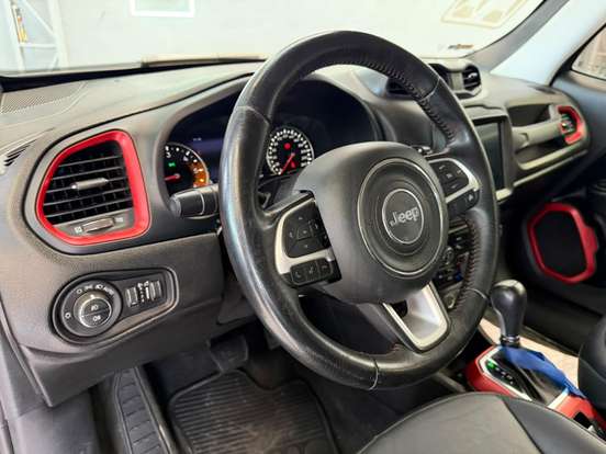 JEEP-RENEGADE-2.0 16V TURBO DIESEL TRAILHAWK 4P 4X4 AUTOMÁTICO JEEP-RENEGADE-2019