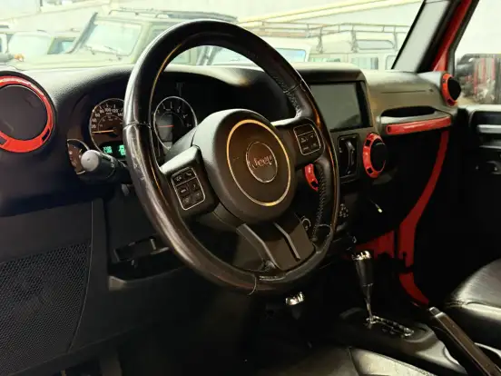 JEEP-WRANGLER-3.6 UNLIMITED SPORT 4X4 V6 GASOLINA 4P AUTOMÁTICO JEEP-WRANGLER-2015