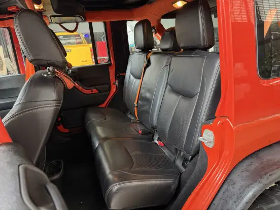 JEEP-WRANGLER-2015