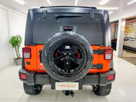 JEEP-WRANGLER-2015