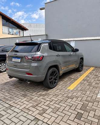 JEEP-COMPASS-2024
