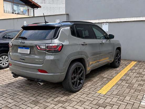 JEEP-COMPASS-2.0 HURRICANE 4 TURBO GASOLINA BLACKHAWK AT9 JEEP-COMPASS-2024