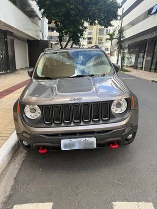 JEEP RENEGADE 2.0 16V TURBO DIESEL TRAILHAWK 4P 4X4 AUTOMÁTICO