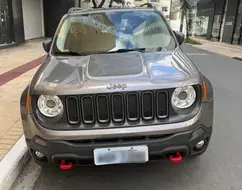 JEEP RENEGADE 2.0 16V TURBO DIESEL TRAILHAWK 4P 4X4 AUTOMÁTICO JEEP RENEGADE 2.0 16V TURBO DIESEL TRAILHAWK 4P 4X4 AUTOMÁTICO