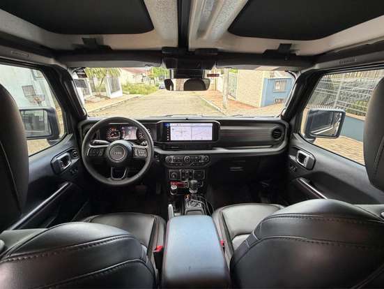 JEEP-WRANGLER-2024