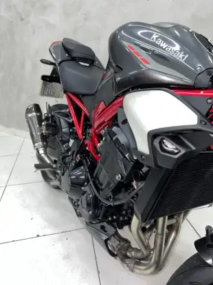 KAWASAKI-Z900-2026
