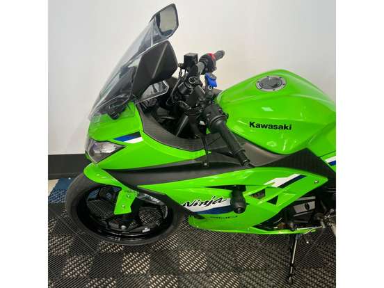 KAWASAKI-NINJA 300 KAWASAKI-NINJA 300-2026