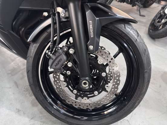 KAWASAKI-NINJA 650 ABS-2025