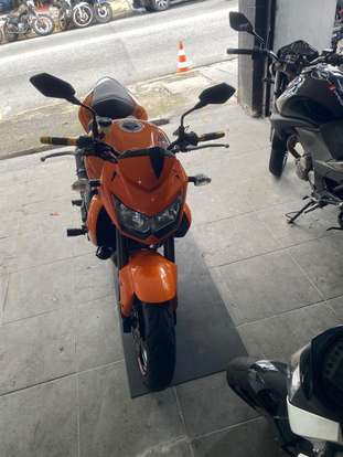 KAWASAKI-Z-750-2012