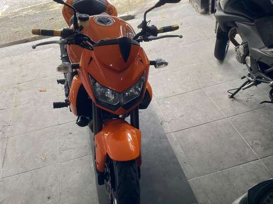 KAWASAKI-Z-750 KAWASAKI-Z-750-2012
