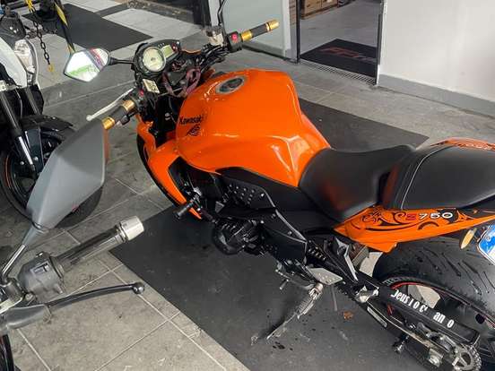 KAWASAKI-Z-750 KAWASAKI-Z-750-2012