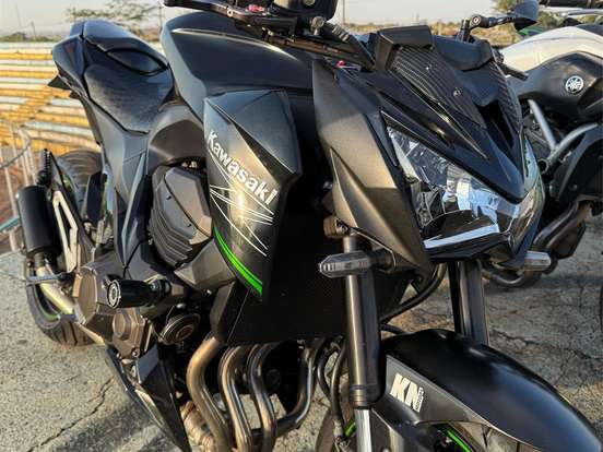 KAWASAKI-Z800 KAWASAKI-Z800-2014