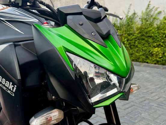 KAWASAKI-Z800 KAWASAKI-Z800-2014