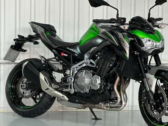 KAWASAKI-Z900-2020