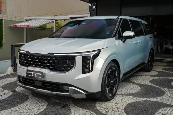 KIA-CARNIVAL-2024
